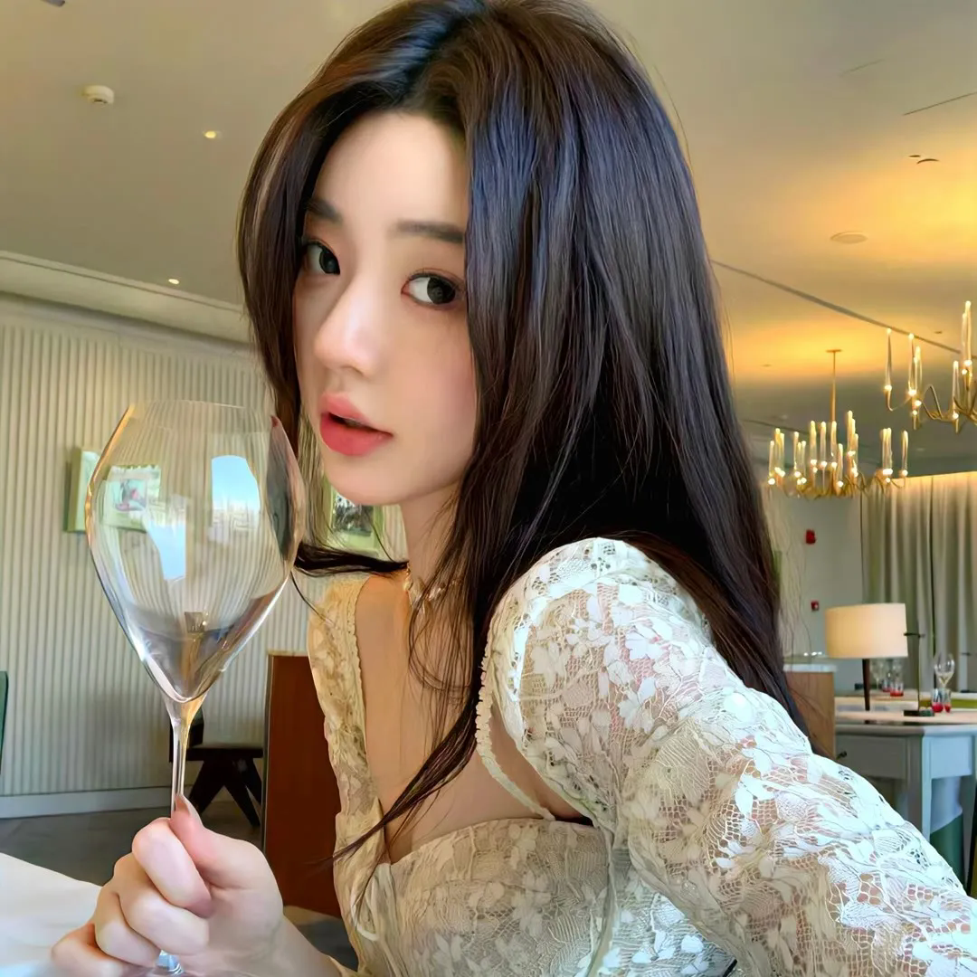 当我们仰望天空时看见什么?